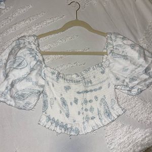 Paisley smocked puff sleeve crop top